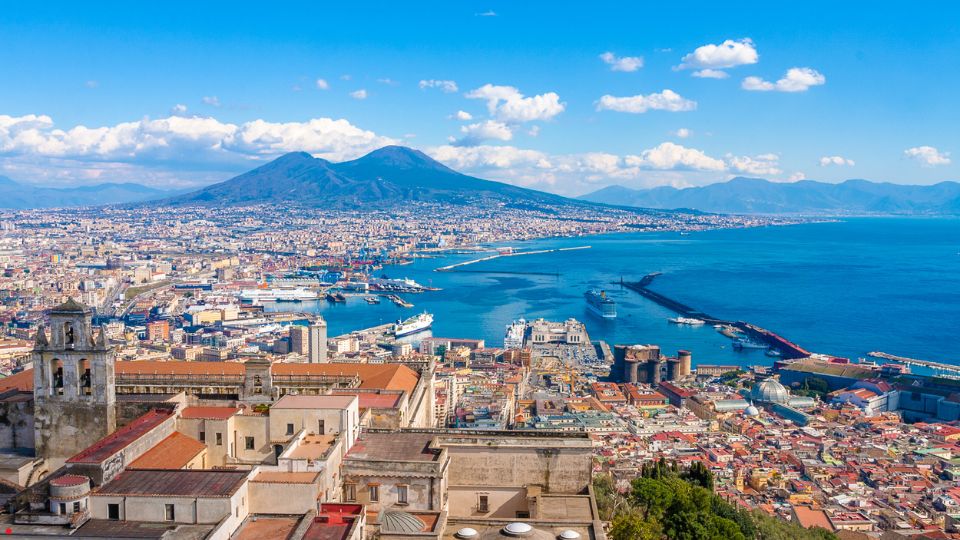 Veduta di Napoli e Vesuvio